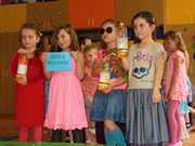 BAZÁREK - učíme dospěláky třídit odpady